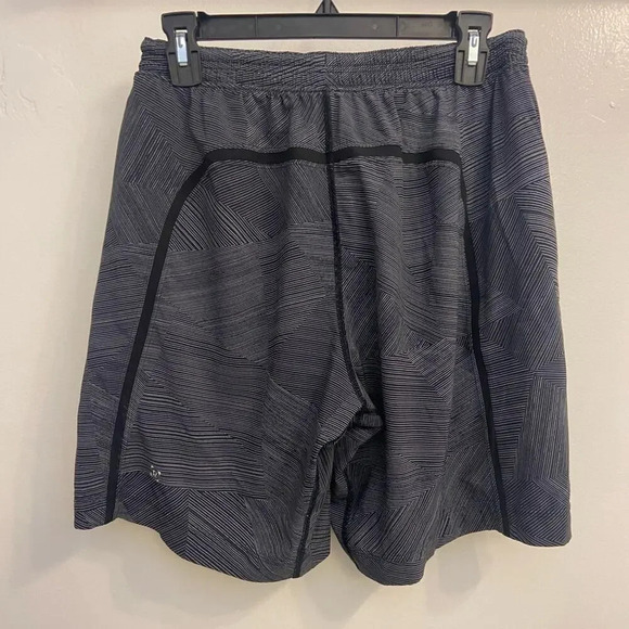 Lululemon Pace Breaker Short Etch Blue Size Medium - Picture 3 of 4